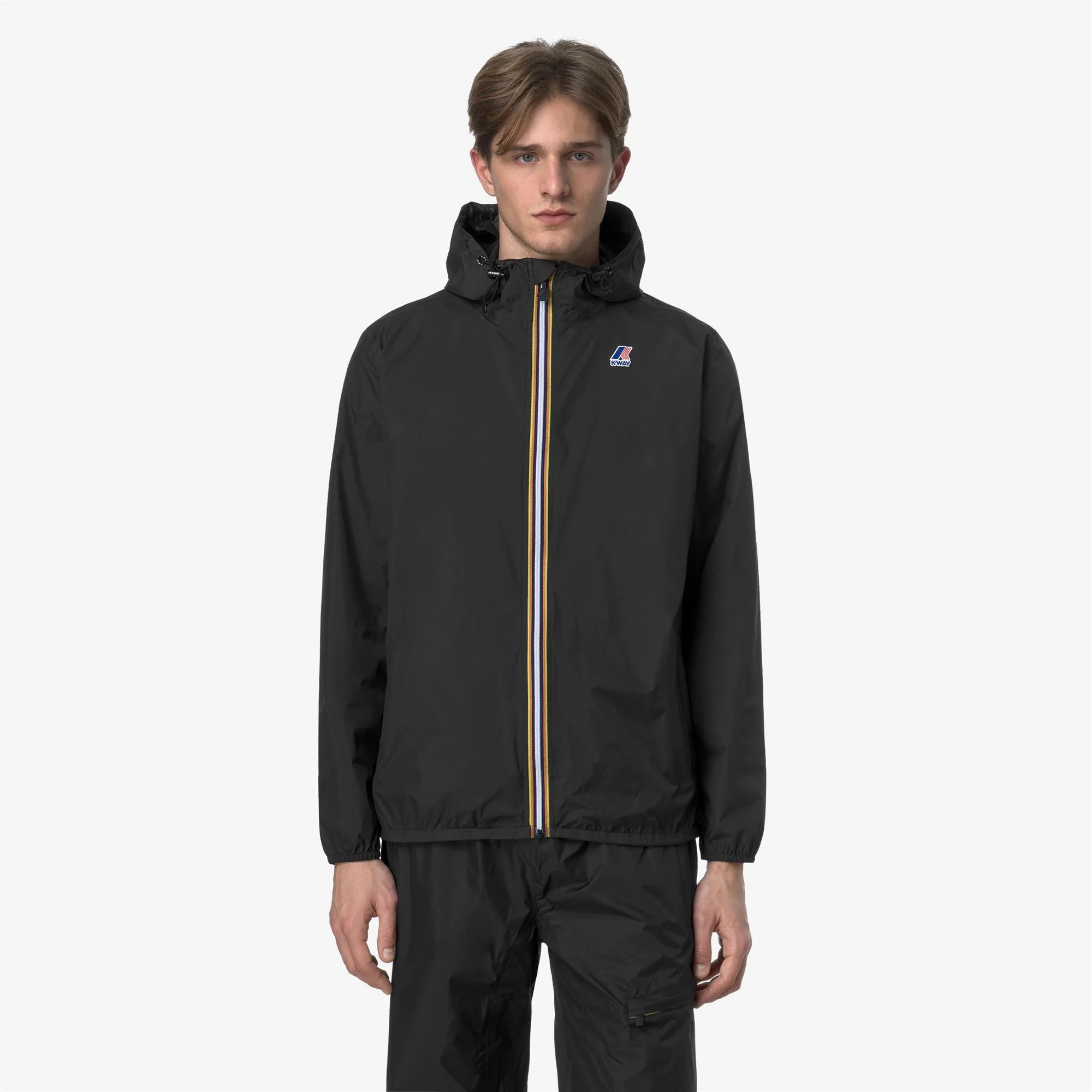 Le Vrai 4.0 Claude - Unisex Packable Full Zip Waterproof  Rain Jacket in Black Pure