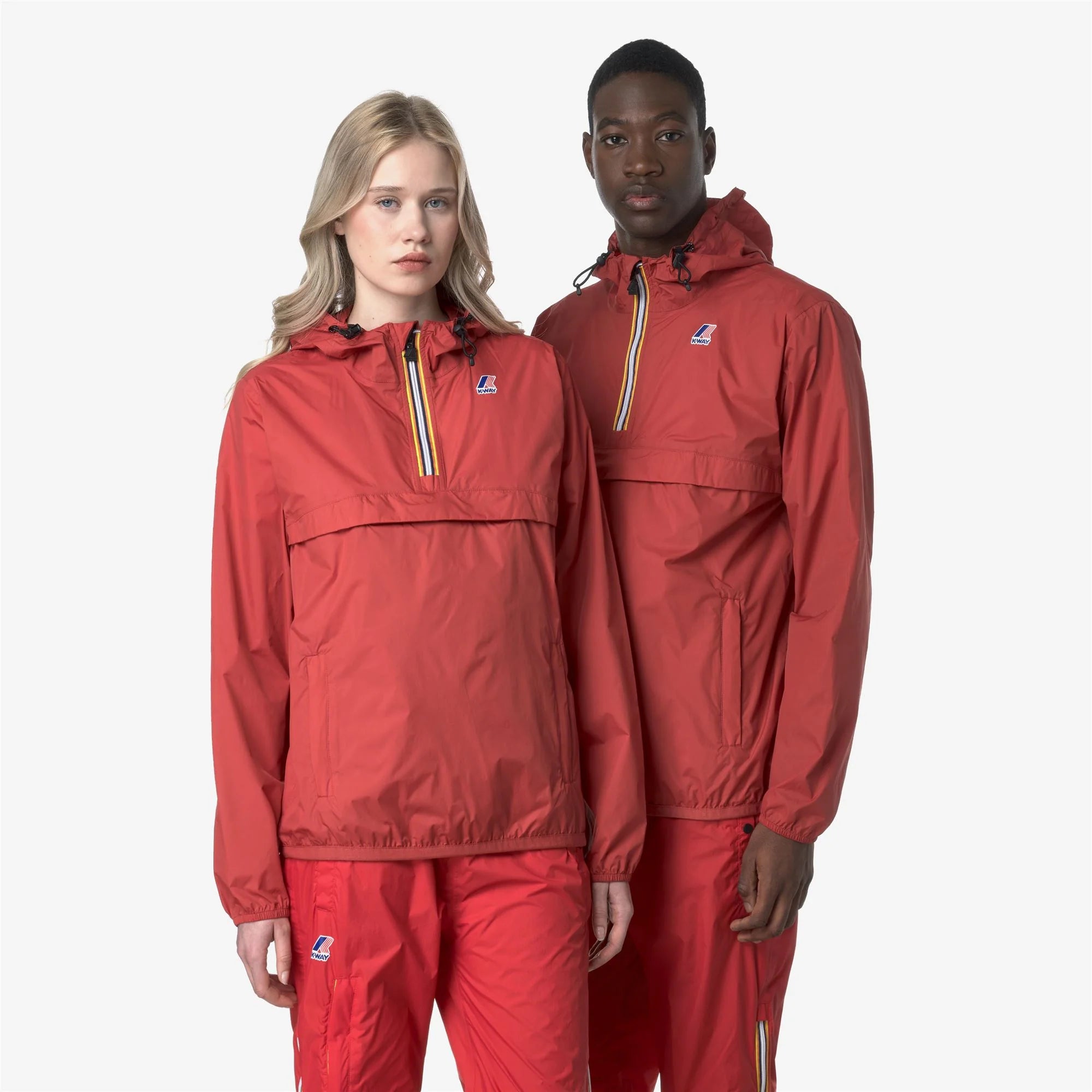 Le Vrai 4.0 Leon - Unisex Packable Quarter Zip Rain Jacket in Red Jasper