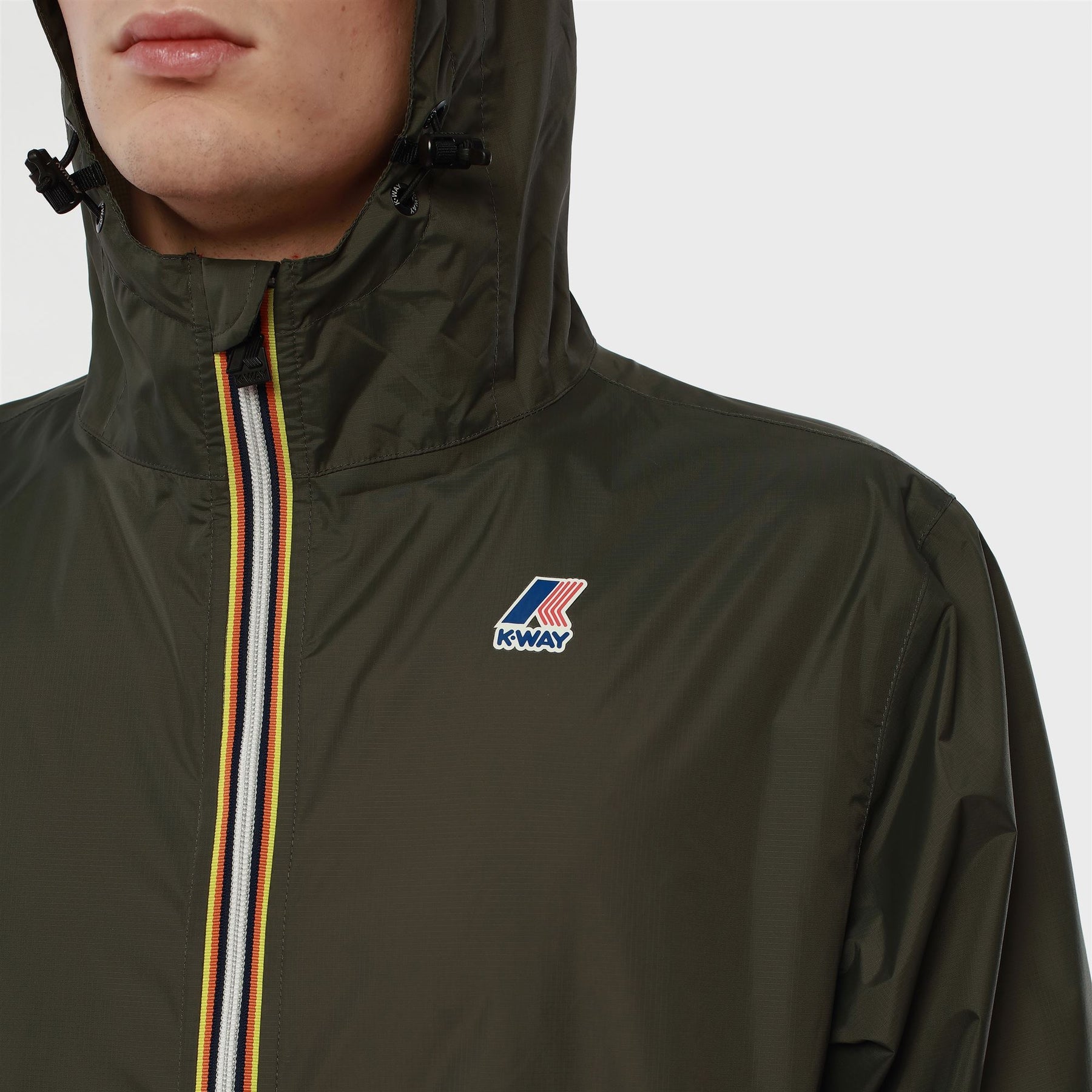 Claude - Unisex Packable Full Zip Waterproof  Rain Jacket in Black Torba